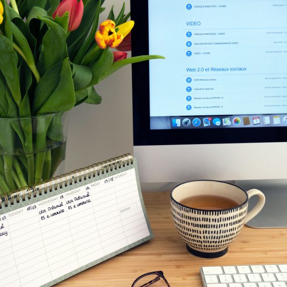 community manager freelance